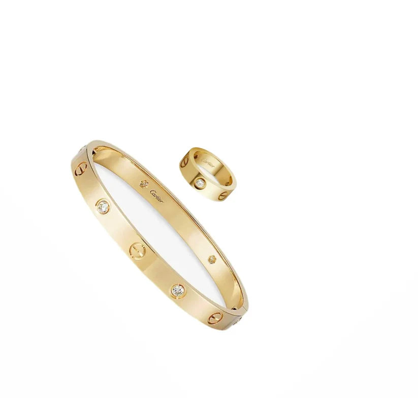 Cartier Diamod Love Bracelet